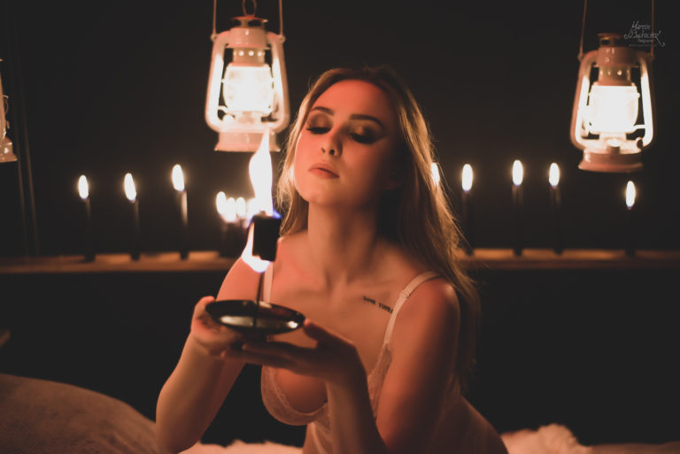 In the light of candles. — zdjęcie 050