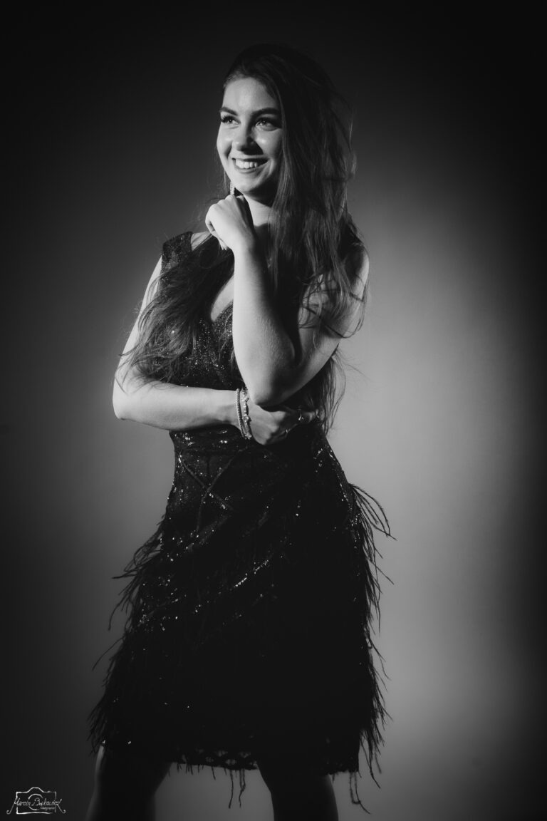 Classic Character | Natural B&W Portrait — zdjęcie 008